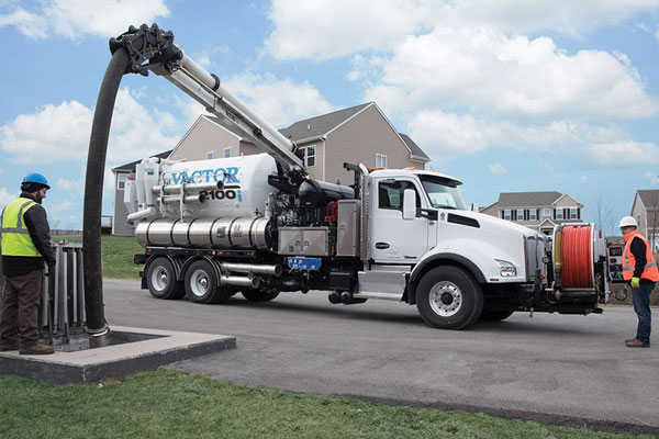 Vactor sewer cleaning truck